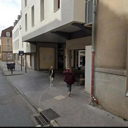 Le Saint B Au Pied De La Cathedrale Saint Benigne Lejlighed Dijon Eksteriør billede